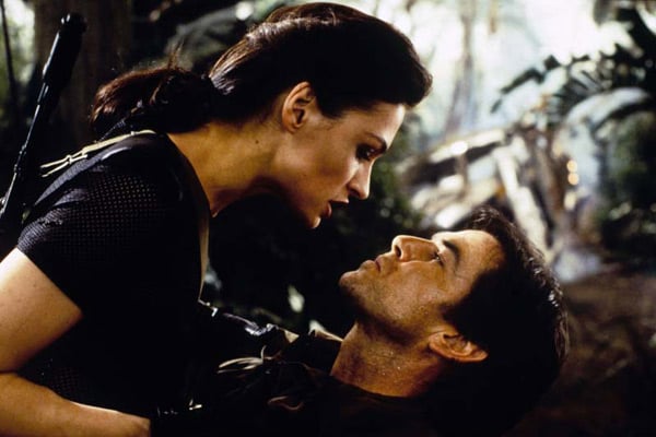 GoldenEye : Foto Pierce Brosnan, Famke Janssen