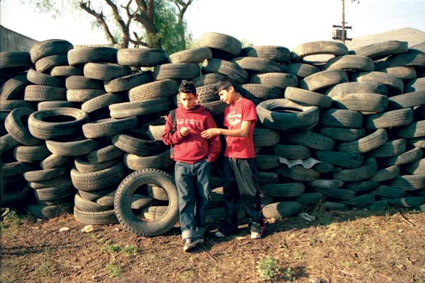 Partes usadas : Foto Aarón Fernandez, Alan Chávez, Eduardo Granados