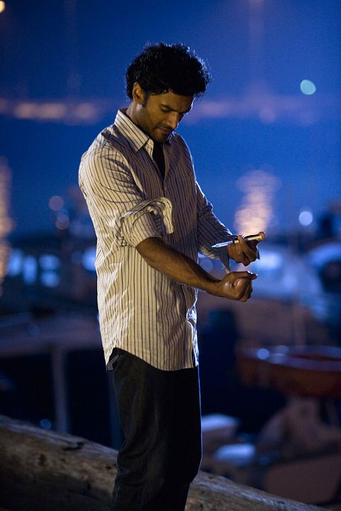 Foto Sendhil Ramamurthy