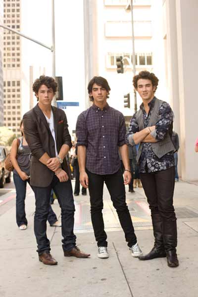 Jonas Brothers en concierto 3D : Foto Joe Jonas, Nick Jonas, Kevin Jonas, Bruce Hendricks
