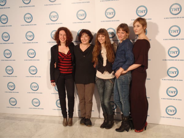 Foto Lucía Quintana, Nathalie Poza, Petra Martínez, Marta Larralde, Michelle Jenner