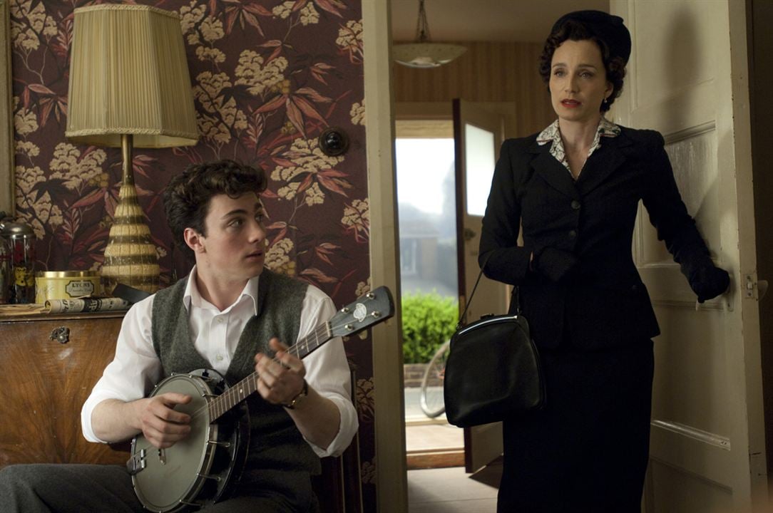 Nowhere Boy : Foto Aaron Taylor-Johnson, Kristin Scott Thomas