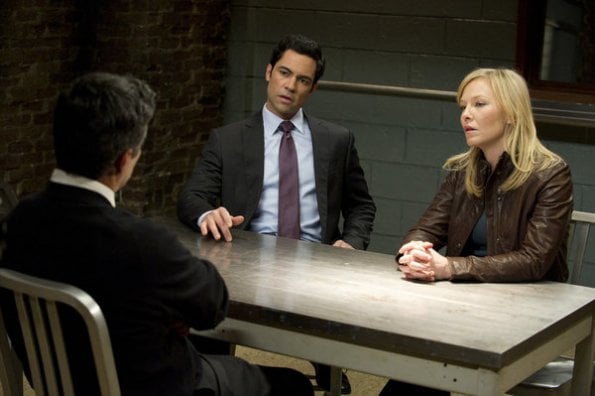 Ley y orden: Unidad de víctimas especiales : Foto Kelli Giddish, Danny Pino, Jimmy Vasquez