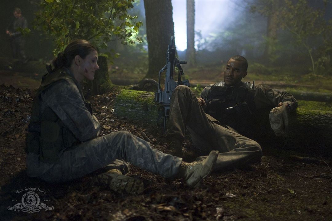 Stargate : Universe : Foto Julia Benson, Jamil Walker Smith