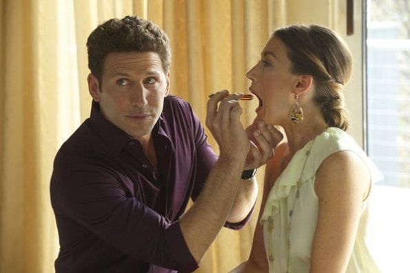 Royal Pains : Foto Natalie Zea, Mark Feuerstein