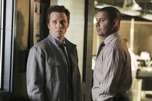 Castle : Foto Jon Huertas, Seamus Dever