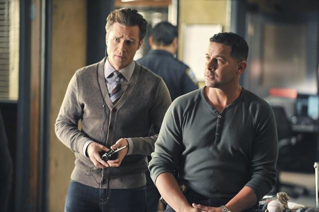 Castle : Foto Jon Huertas, Seamus Dever