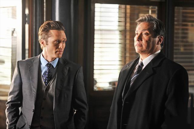 Castle : Foto Benito Martinez, Seamus Dever