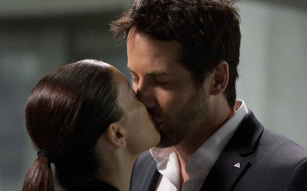 Eureka : Foto Erica Cerra, Niall Matter