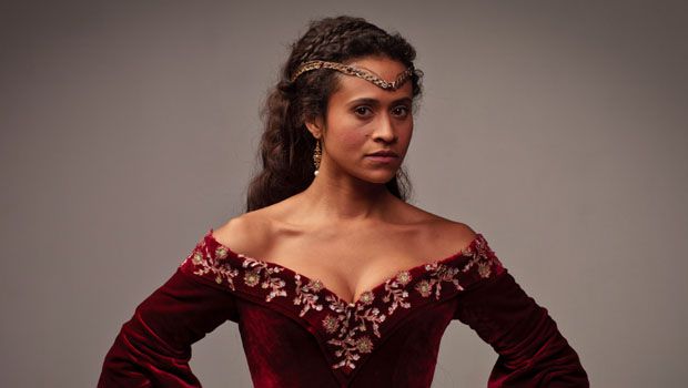 Foto Angel Coulby
