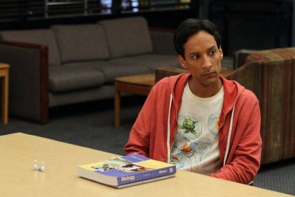 Community : Foto Danny Pudi