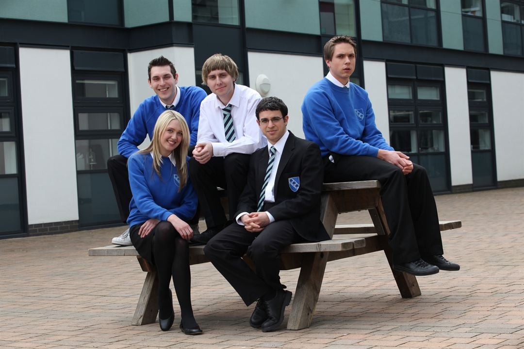 Foto Joe Thomas (XIX), Simon Bird, Emily Head, James Buckley, Blake Harrison