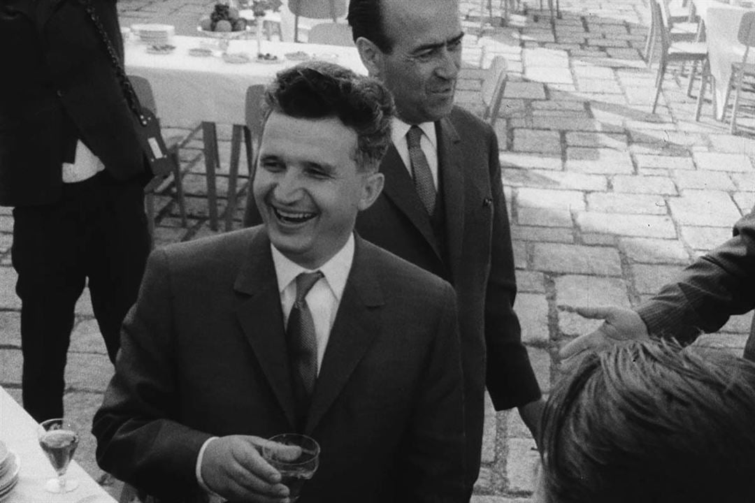 Autobiografia lui Nicolae Ceausescu : Foto Andrei Ujica