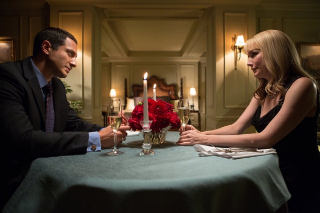 Grimm : Foto Sasha Roiz, Alice Evans