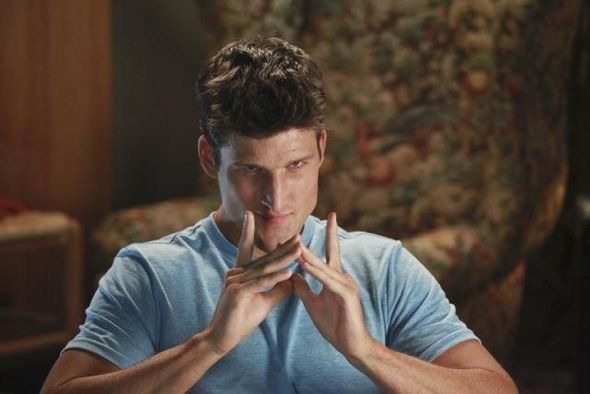 Suburgatory (Fuera de Lugar) : Foto Parker Young