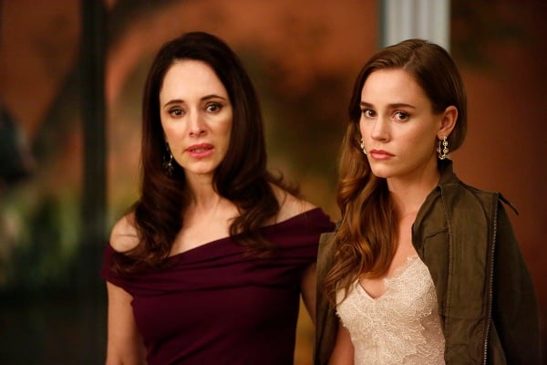 Revenge : Foto Madeleine Stowe, Christa B. Allen