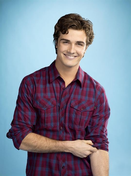 Foto Beau Mirchoff