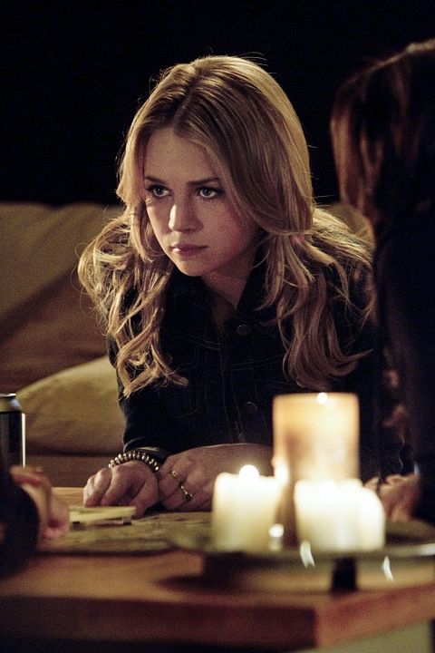 El círculo secreto : Foto Britt Robertson