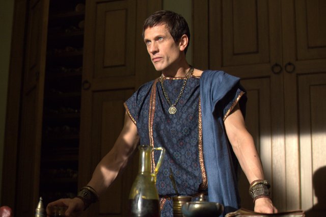 Spartacus: Sangre y arena : Foto Simon Merrells