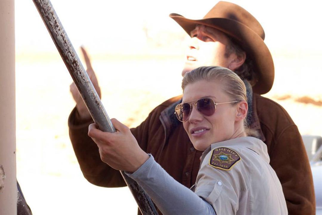 Longmire : Foto Katee Sackhoff, Robert Taylor (II)