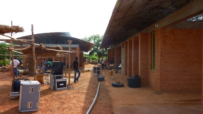 Knistern der Zeit - Christoph Schlingensief und sein Operndorf in Burkina Faso : Foto