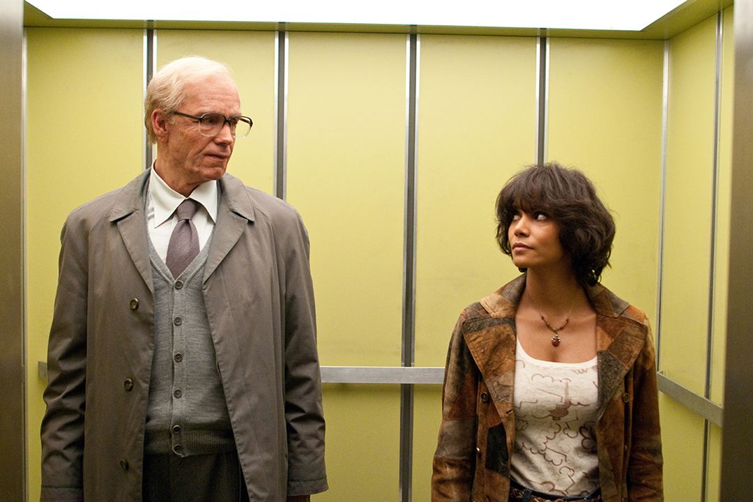 El atlas de las nubes : Foto James D'Arcy, Halle Berry