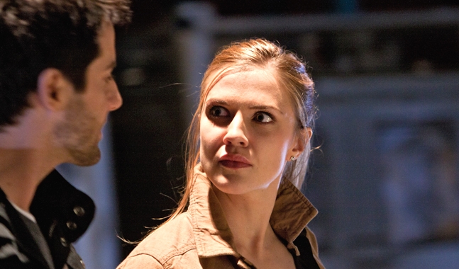 Primeval: New World : Foto Sara Canning