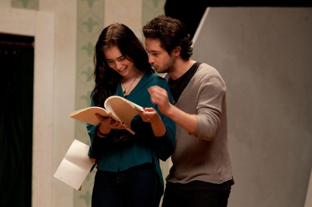 Miss Sinclair : Foto Lily Collins, Michael Angarano