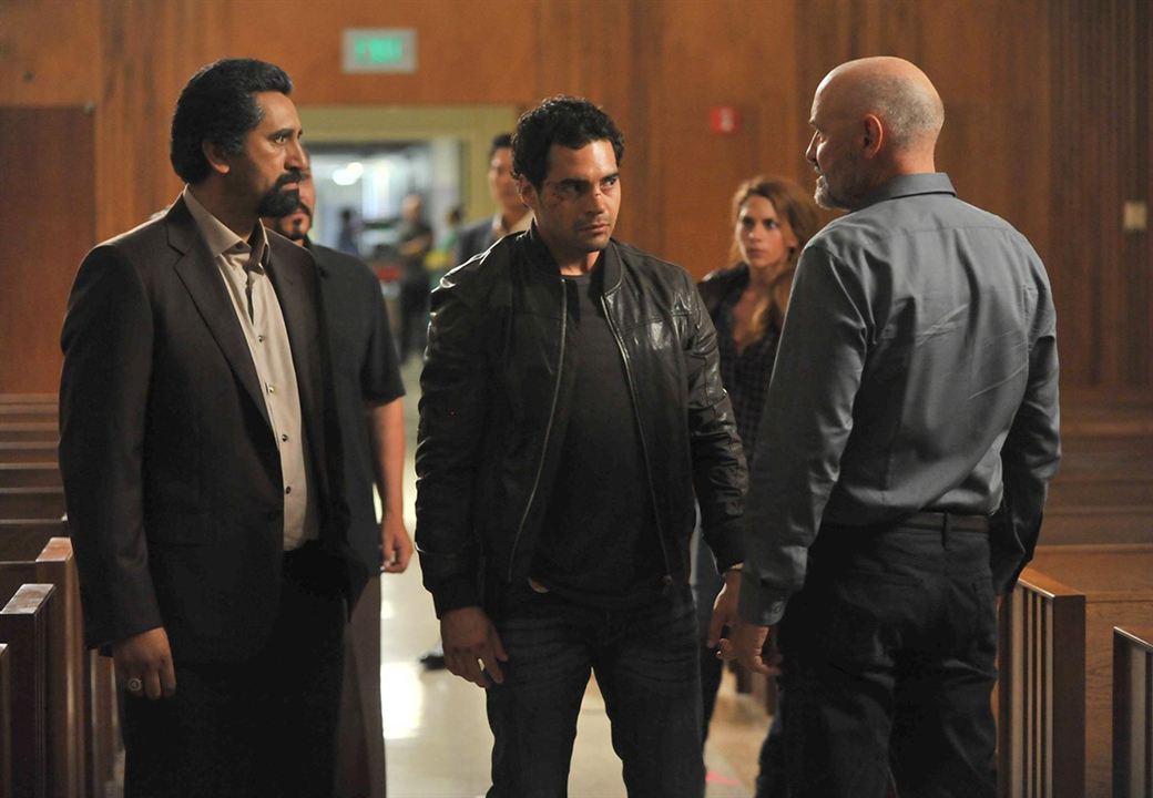 Gang Related : Foto Ramon Rodríguez, Cliff Curtis