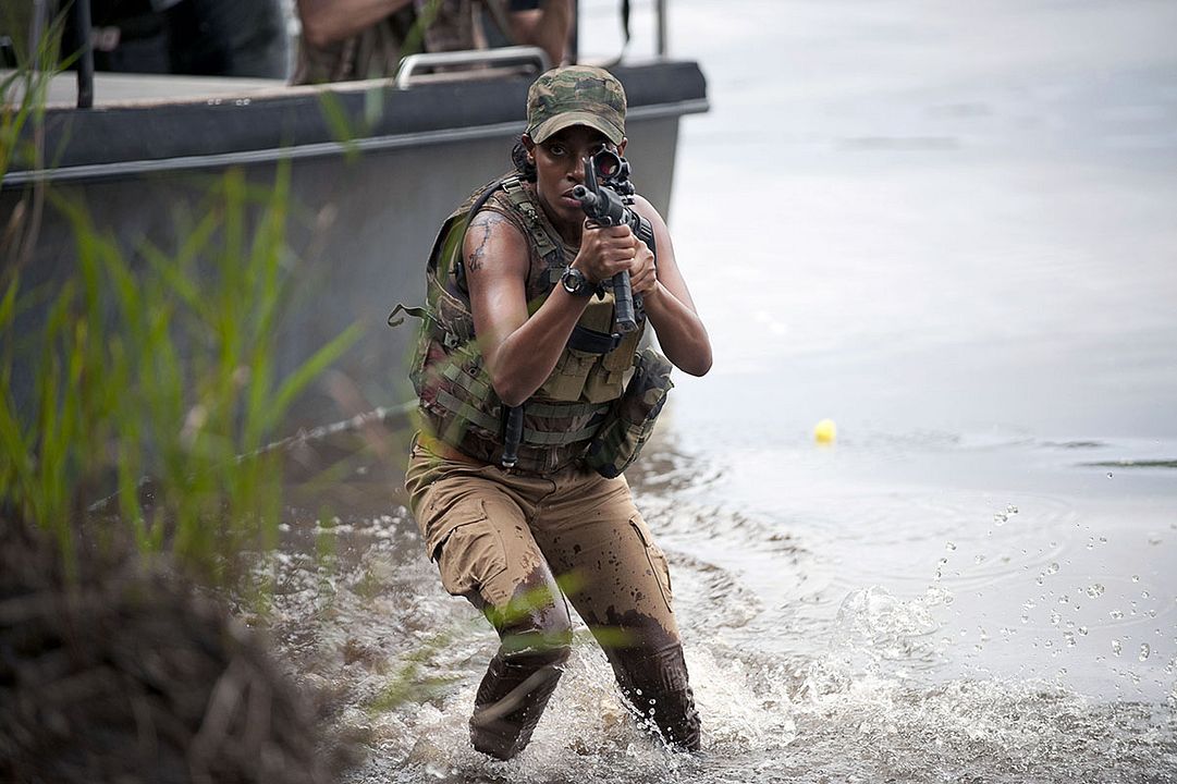 Strike Back : Foto Milauna Jackson