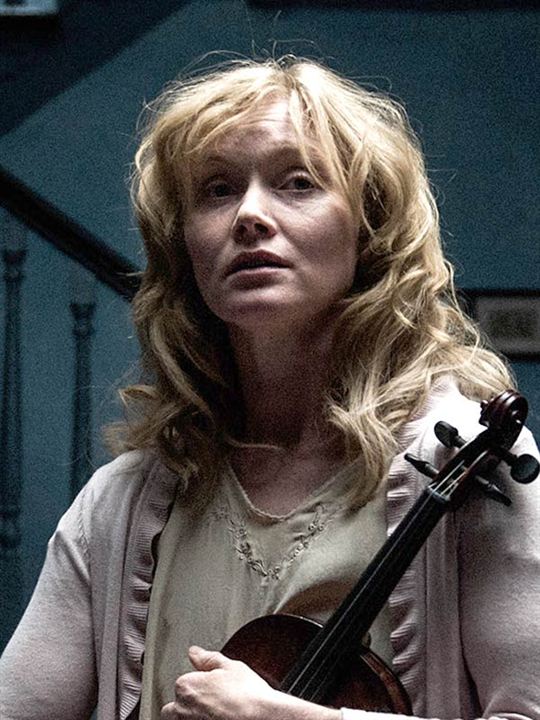 Cartel Essie Davis