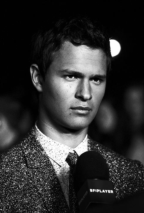 Hombres, mujeres & niños : Couverture magazine Ansel Elgort