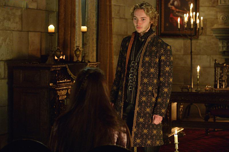 Reign : Foto Toby Regbo