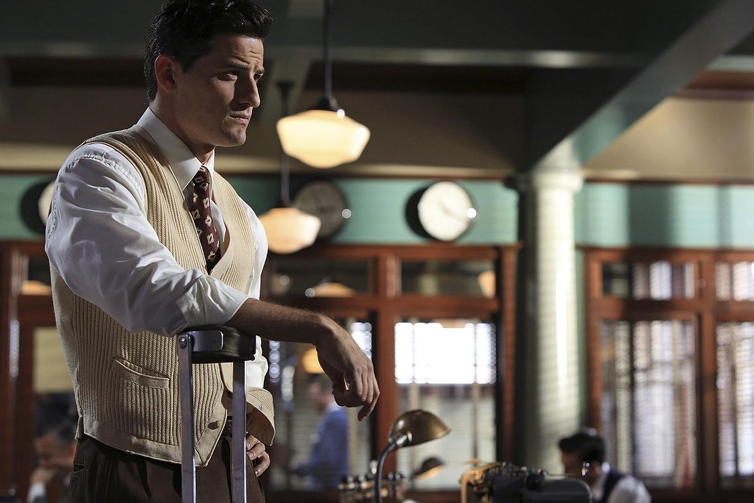 Marvel Agente Carter : Foto Enver Gjokaj