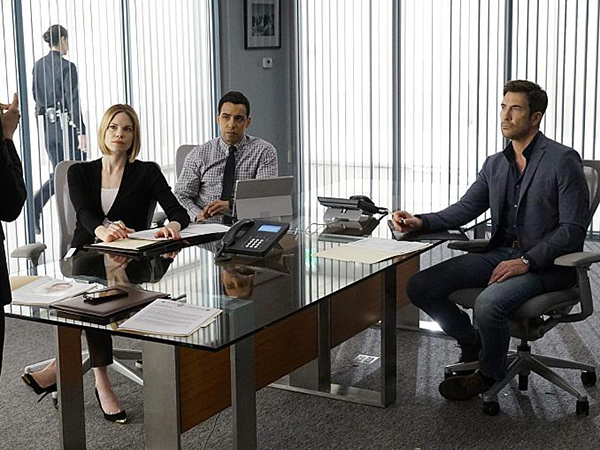 Stalker : Foto Mariana Klaveno, Dylan McDermott, Victor Rasuk