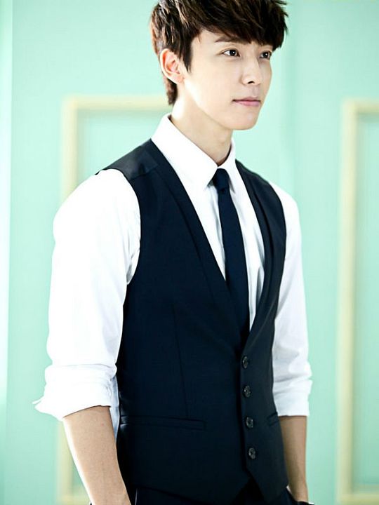Cartel Lee Donghae