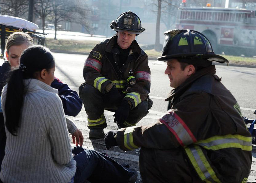 Chicago Fire : Foto Kara Killmer, Randy Flagler