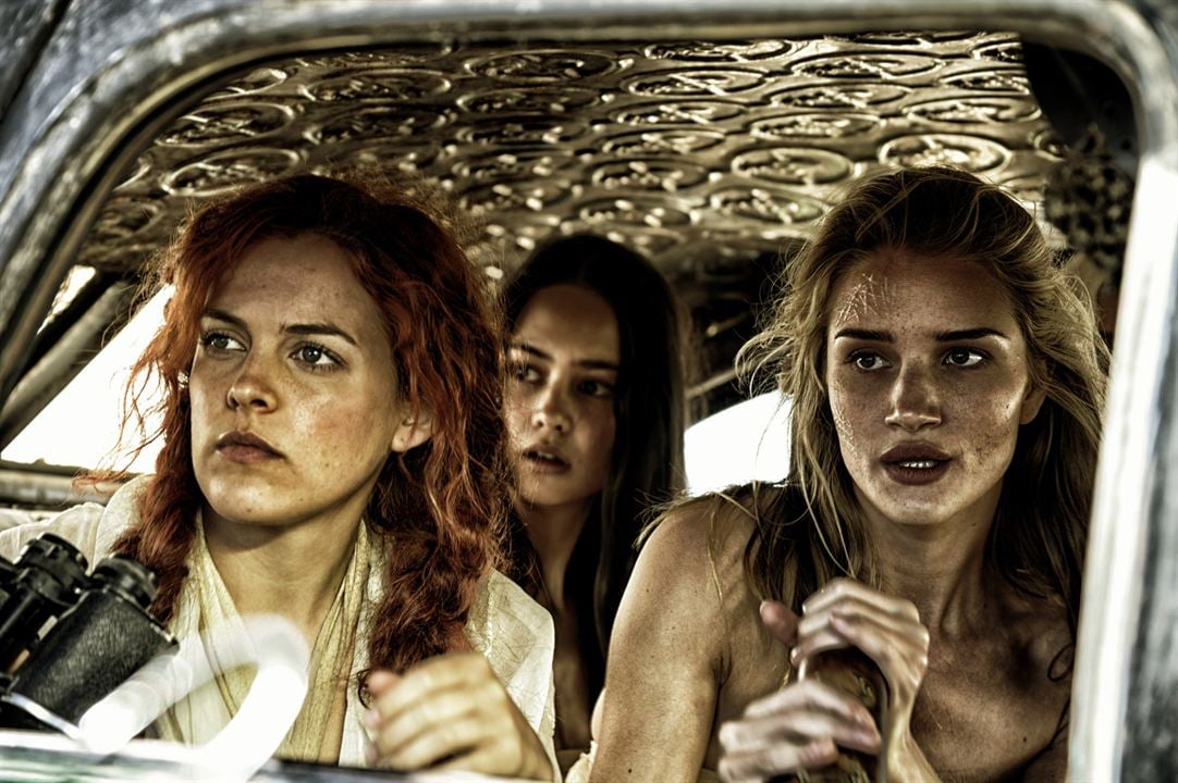 Mad Max: Furia en la carretera : Foto Riley Keough, Rosie Huntington-Whiteley, Courtney Eaton