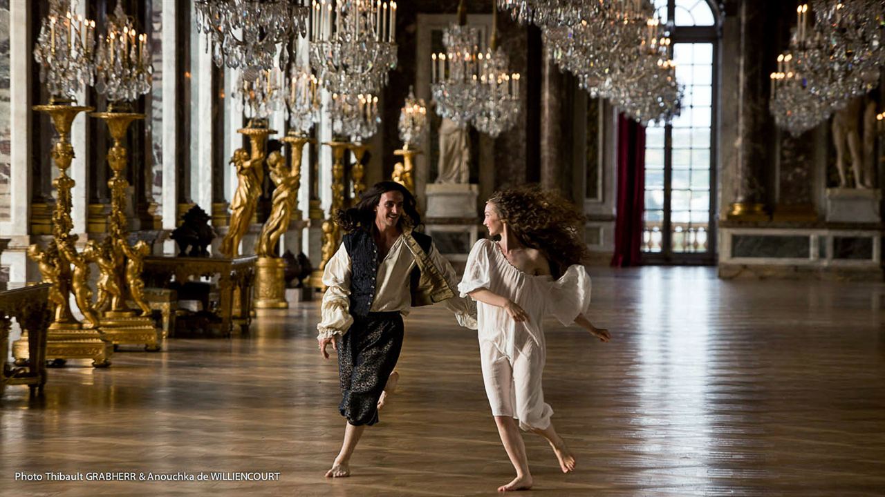 Versailles : Foto George Blagden, Alexia Giordano