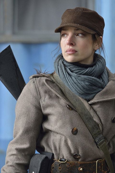 Defiance : Foto Anna Hopkins