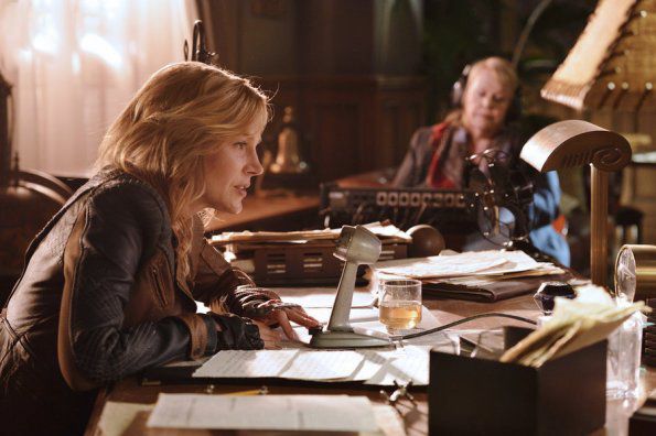 Defiance : Foto Julie Benz