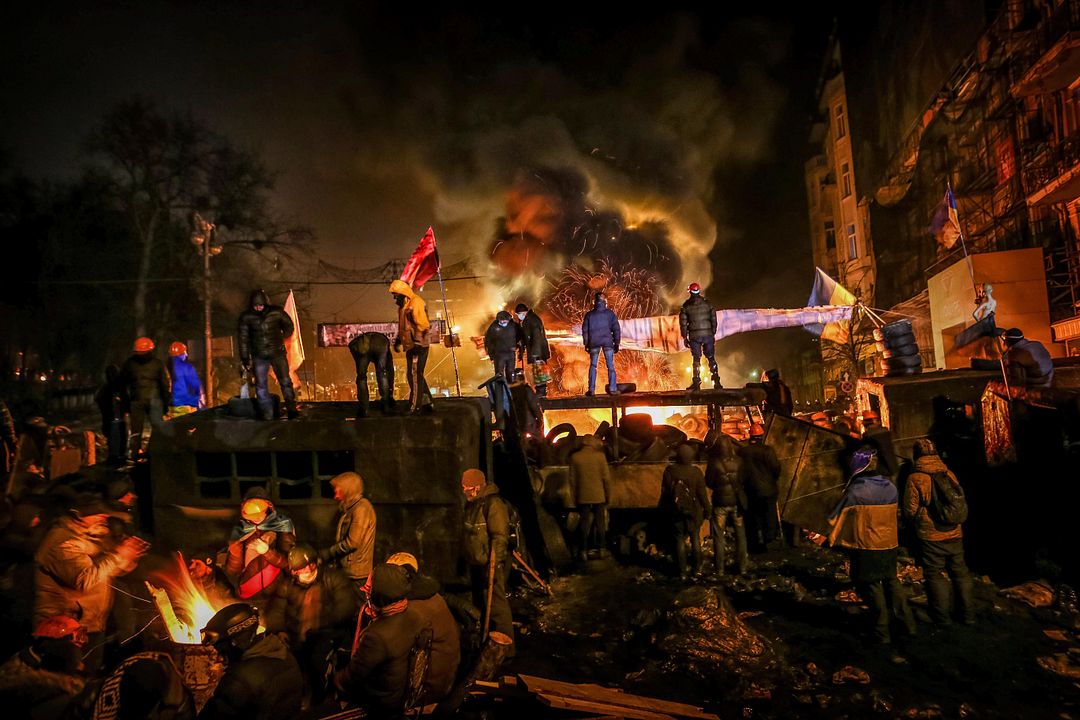 Winter on Fire: Ukraine's Fight for Freedom : Foto