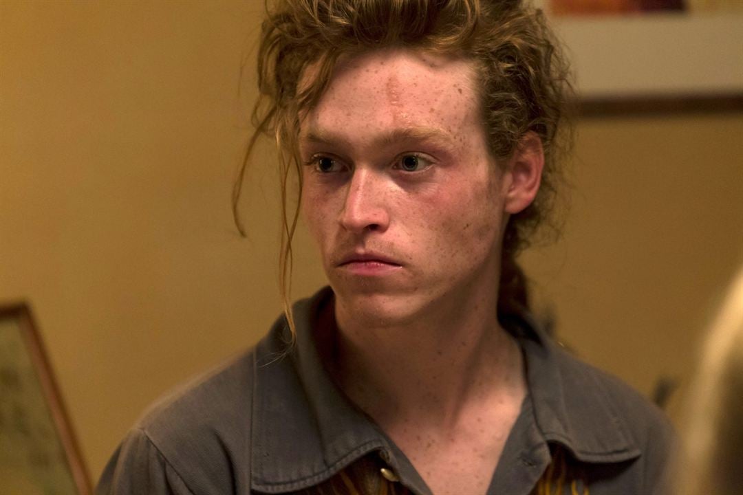 Low down (Una vida al límite) : Foto Caleb Landry Jones