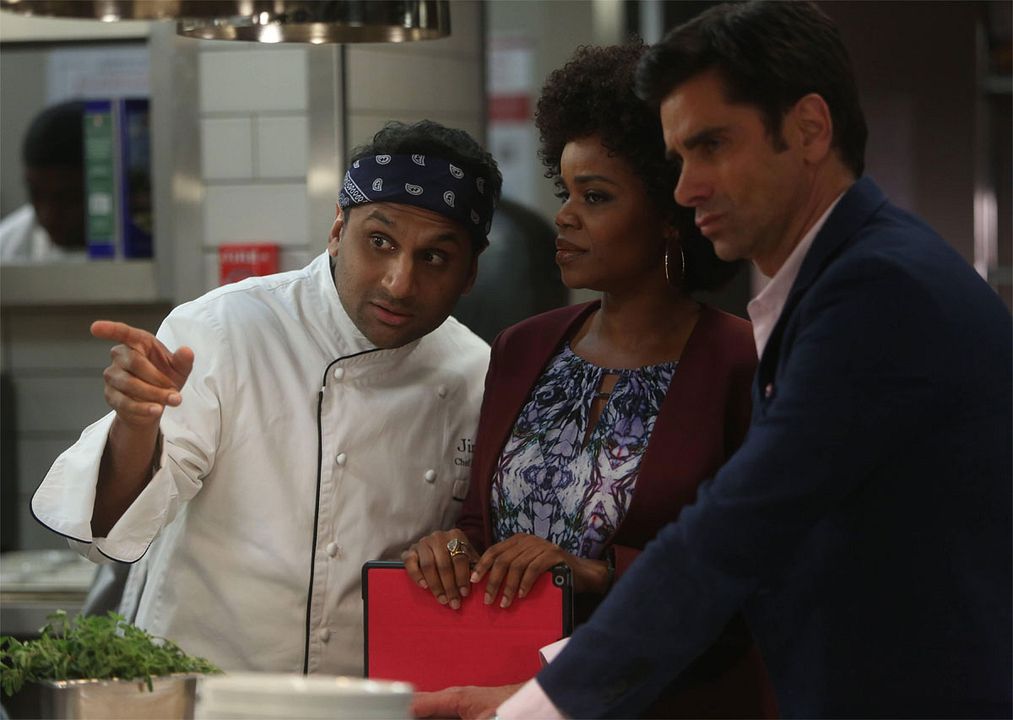 Grandfathered : Foto John Stamos, Ravi Patel, Kelly Jenrette