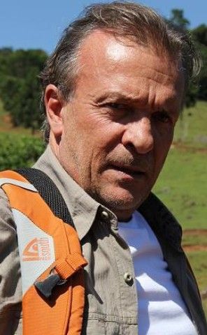 Cartel Camilo Bevilacqua