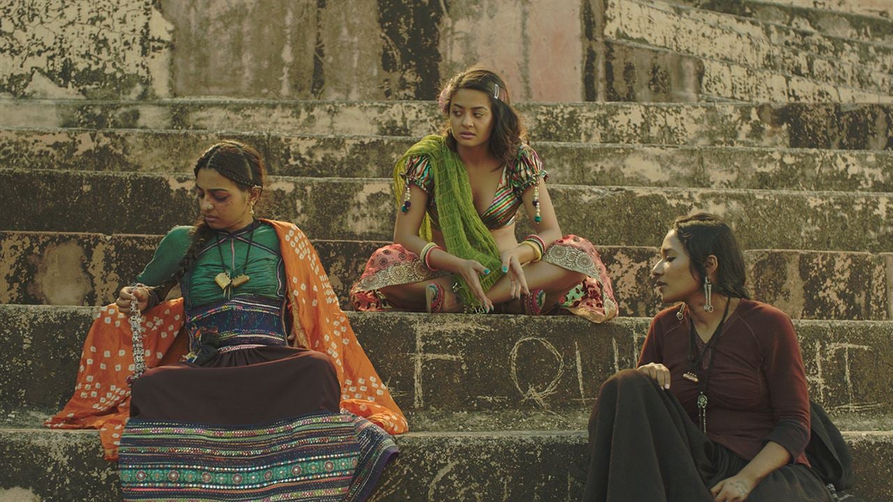 La estación de las mujeres : Foto Radhika Apte, Tannishtha Chatterjee, Surveen Chawla