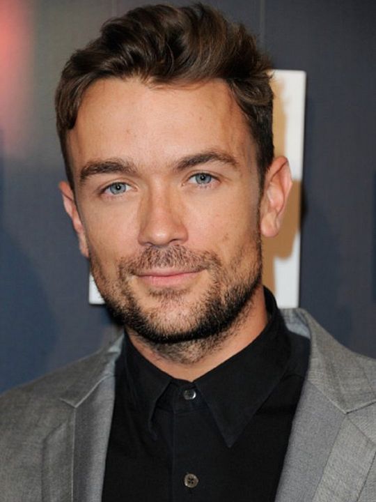 Cartel Emrhys Cooper