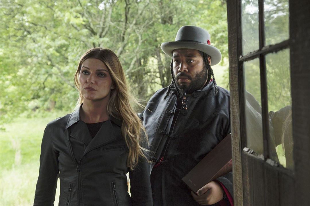 Banshee : Foto Frankie Faison, Ivana Milicevic