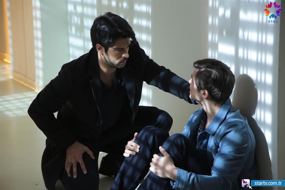 Kara Sevda (Amor eterno) : Foto