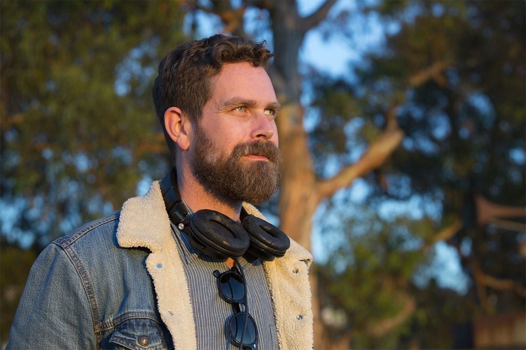 Looking : Foto Murray Bartlett